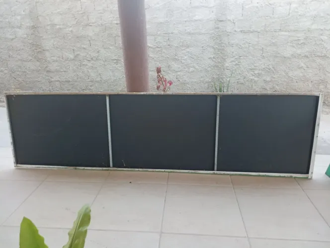 Vendo estrutura de Metalon para placa de comércio.