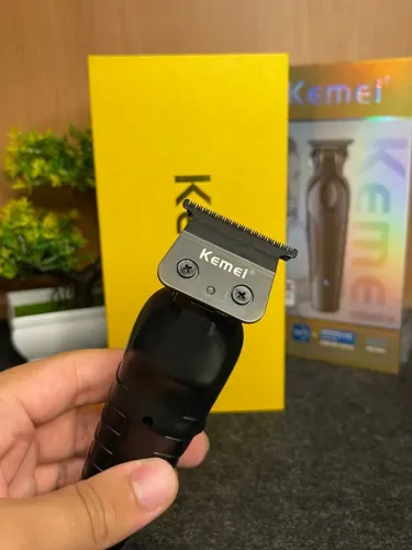 Máquina de Acabamento Kemei Sem Fio Profissional