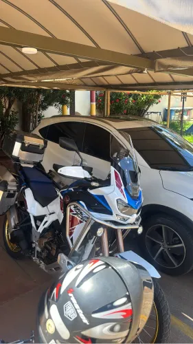 Honda África Twin Adventure Sports DCT