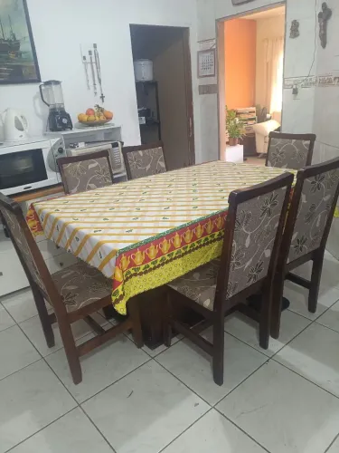 Mesa 6 cadeiras
