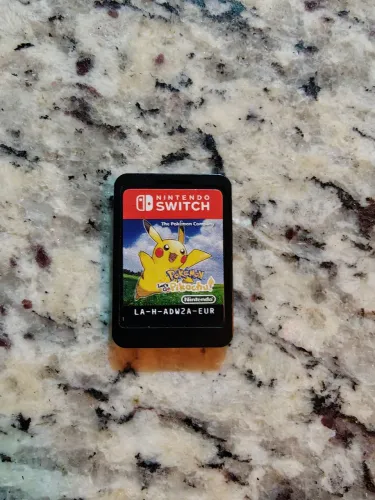 Pokémon Lets Go Pikachu Nintendo Switch