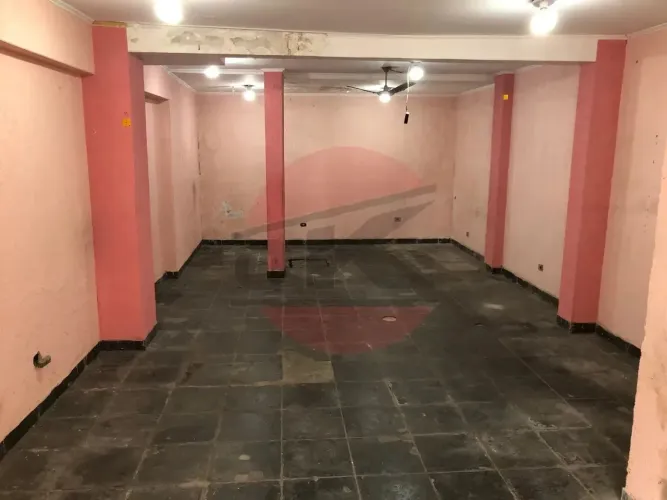 Bom ponto comercial próximo ao metrô São Joaquim