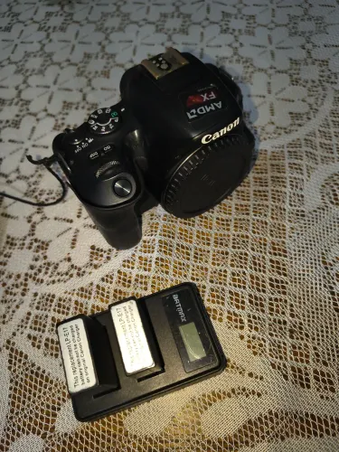 Câmera Canon SL2 corpo