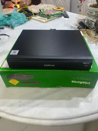 4 Câmeras (Intelbras)  + DVR de 2TB ( Intelbras) + Fonte   
