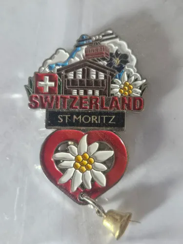 Souvenir Suíça - Imã de Geladeira San Moritz Novo