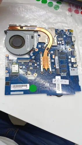 Placa Lenovo v310 i7 6th com vídeo