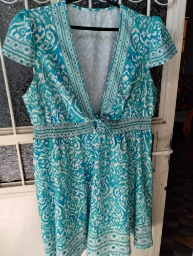 Vestido de Praia azul aqua