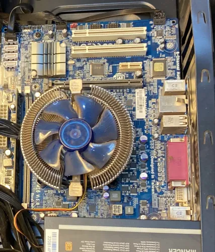 Intel Core i5-2400 LGA1155 3.10 Ghz 4 Núcleos