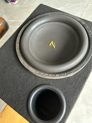 Caixa Dutada com Sub Zetta 10? 700W RMS 