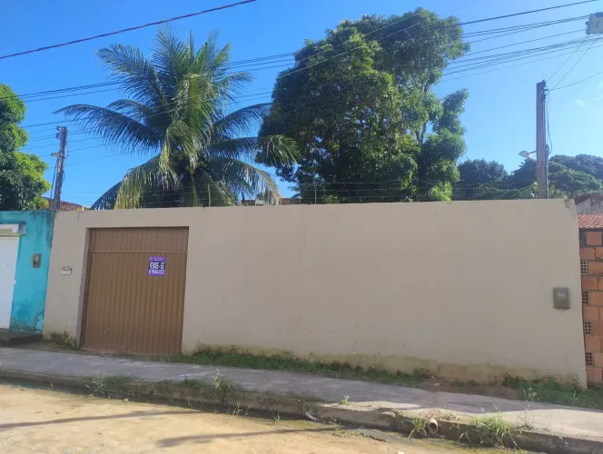 CASA COM PISCINA EM PARIPUEIRA R$ 275.000,00