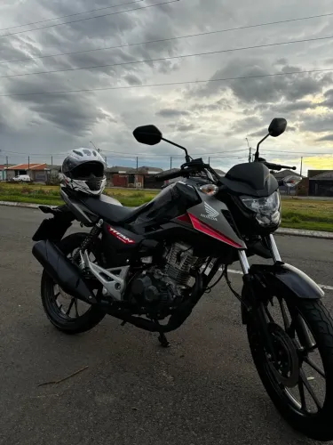 Passo financiamento- Aceito carro como troca ou o valor já gasto nela.