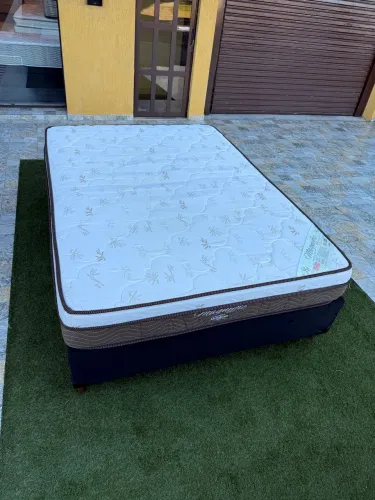 Cama de casal - entrega grátis
