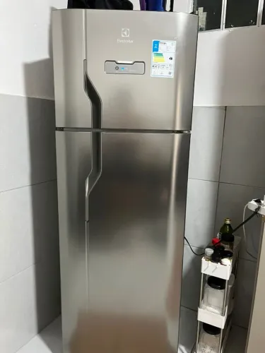 Geladeira Electrolux Frost Free 310L Duplex Cor Inox (TF39S)