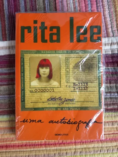 Livro Rita Lee - Uma Autobiografia (Novo) | Rock Nacional / MPB / Memórias / Cantoras