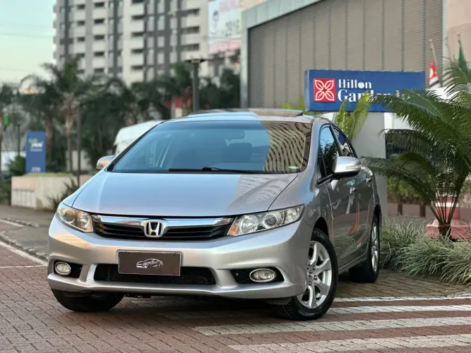 Honda Civic Sedan EXS 1.8/1.8 Flex 16V Aut. 4P 2012