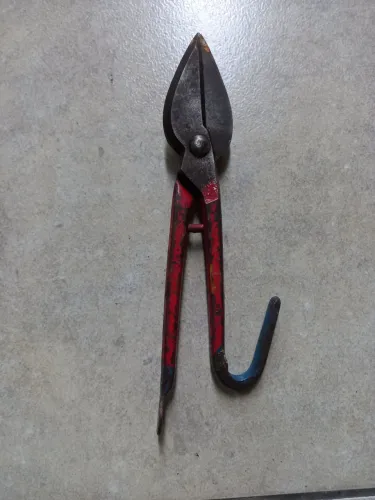 Tesoura de cortar chapa