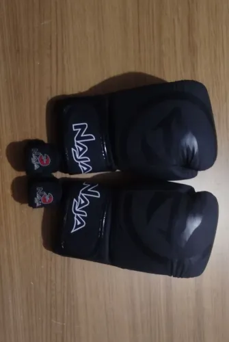 Kit Luva Naja Black 12oz + Bandagem