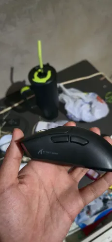 Mouse attack shark