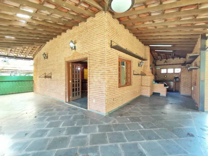 Casa em Condomínio : / Residencial / Condomínio Terras de Savion
