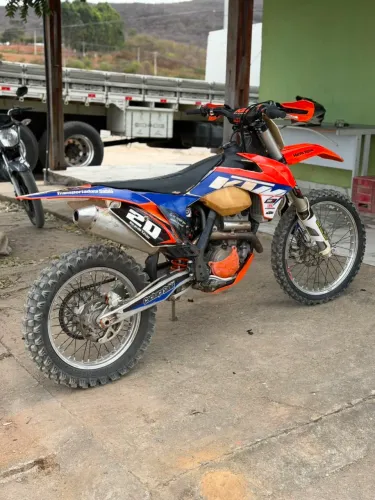 Vendo ou troco  Ktm 350 2015 moto só pegar e rodar 