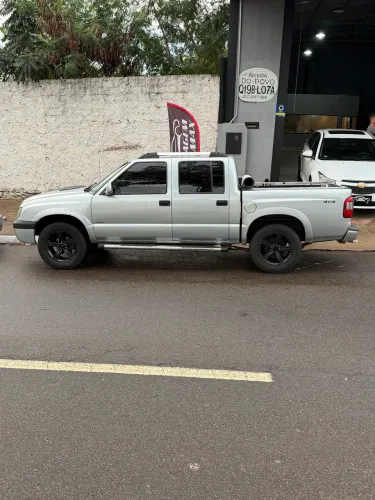 Chevrolet S10 P-up Colina 2.8 TDI 4x2/4x4 CD Dies. 2007
