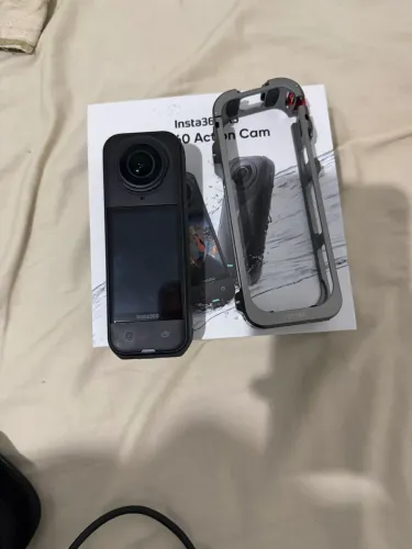 Insta 360 x5