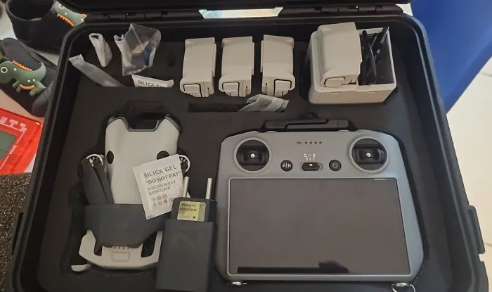 Drone DJI Mini 4 Pro Fly More
