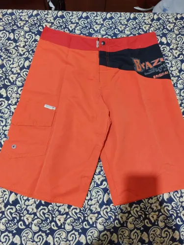 Shorts Novo Laranja - tamanho 46