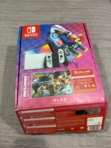 Nintendo Switch OLED branco usado 4 vezes, completo na caixa - NÃO ACEITO TROCA