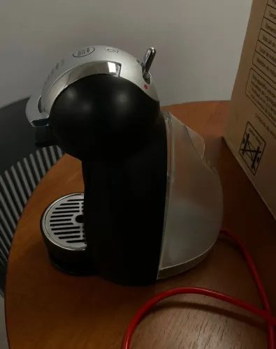 cafeteira nescafe dolce gusto 
