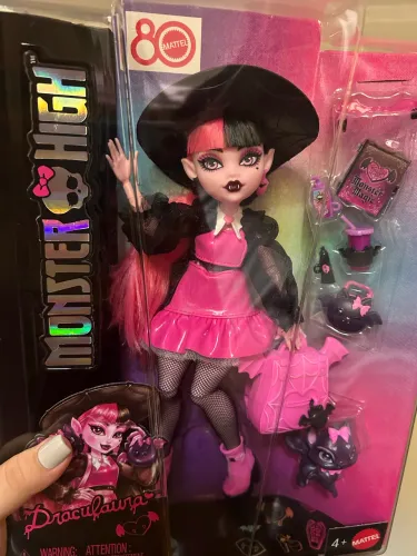 Boneca Monster High Draculaura Core Refresh Lacrada