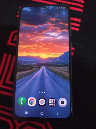 S21fe 128 gb e 6 de ram,aparelho todo original e todo funcional,vendo barato.