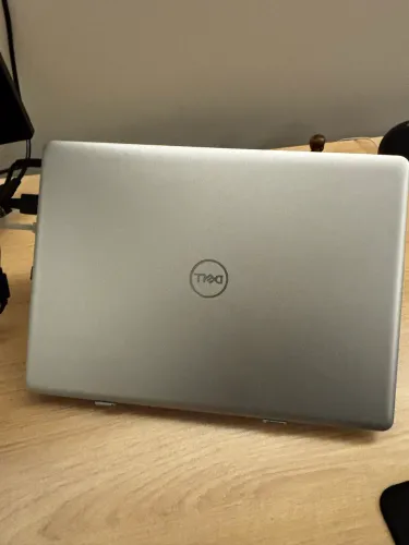 Notebook Dell 14 modelo 3480 I5