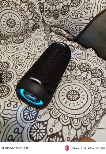 Caixa de Som Bluetooth Mifa A90 60W RMS - Bateria Longa Duração, IPX8 e LED RGB