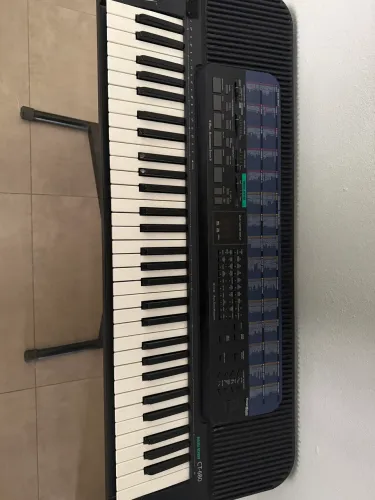 Teclado Casio CT680