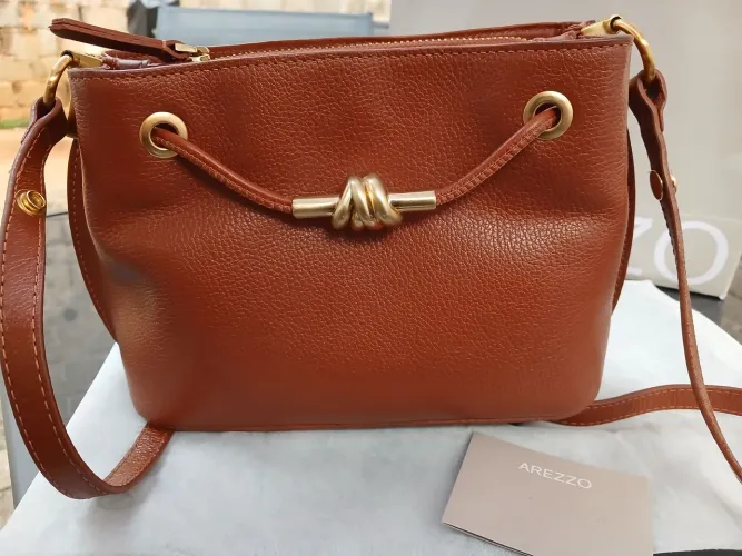 Bolsa couro arezzo