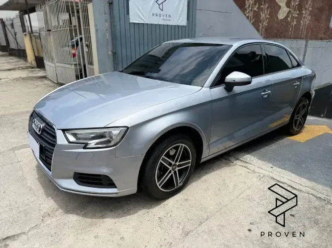 Audi A3 Sedan 1.4 TFSI Flex Tiptronic 4P 2017