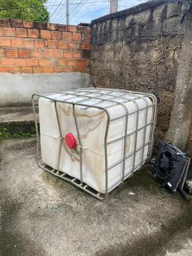 Caixa d?água com protetor