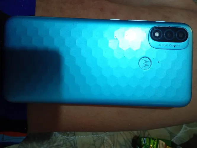 Vende-se esse celular .
