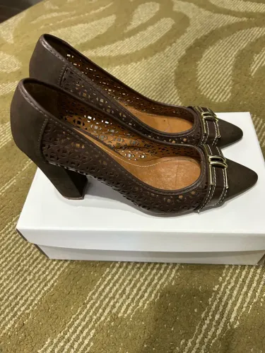 Sapato feminino salto 10 cm - tamanho 38