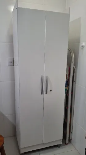 Armário multiuso