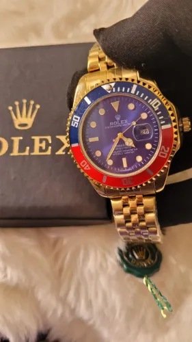 Relógio Rolex Submariner Dourado