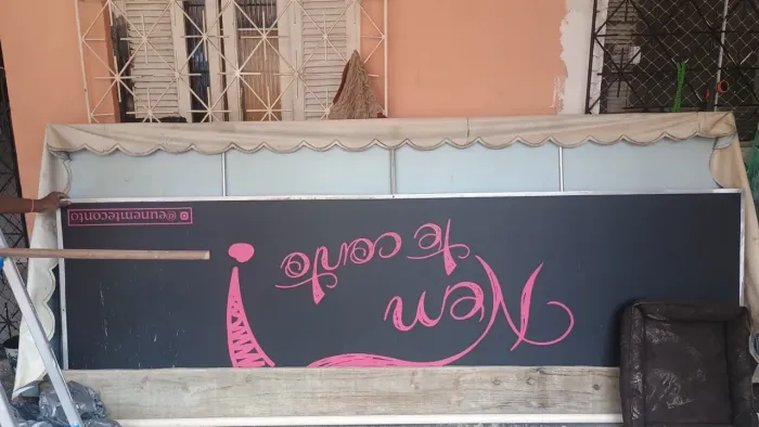 fachada de lona 