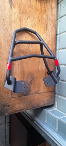 Suporte para bau Dafra Apache 150 novo GIVI