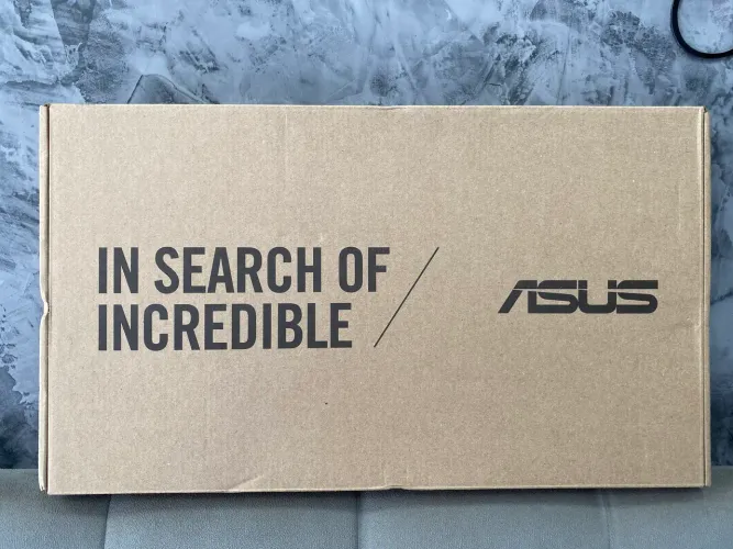 Notebook ASUS E1504G da linha Vivobook Go 15.
