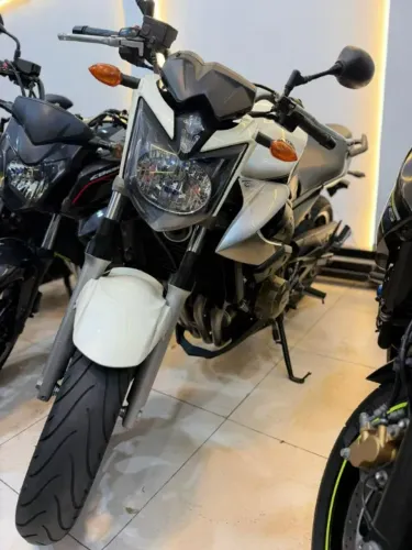 YAMAHA XJ6 N
