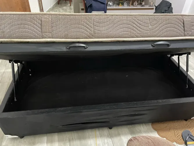 Cama box baú solteiro