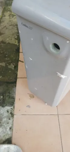 Vendo caixa d'água do vaso sanitário