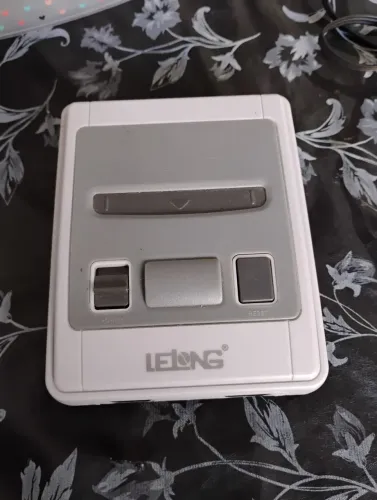Clássico Super Nintendo Mini SNES com defeito 