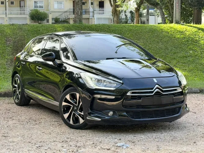 Citroen DS5 1.6 Turbo 16V 5P Aut. 2014
